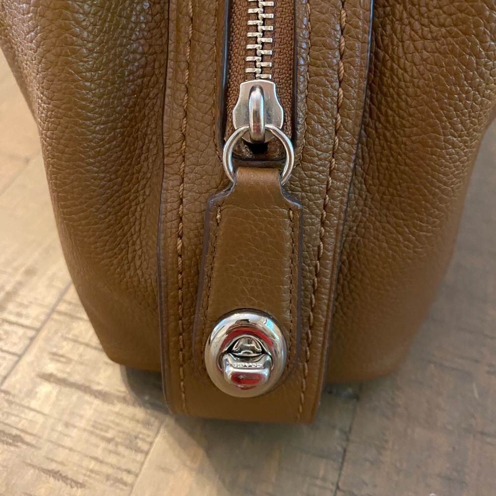 Coach leather satchel. Excellent condition. - Picture 5 of 7